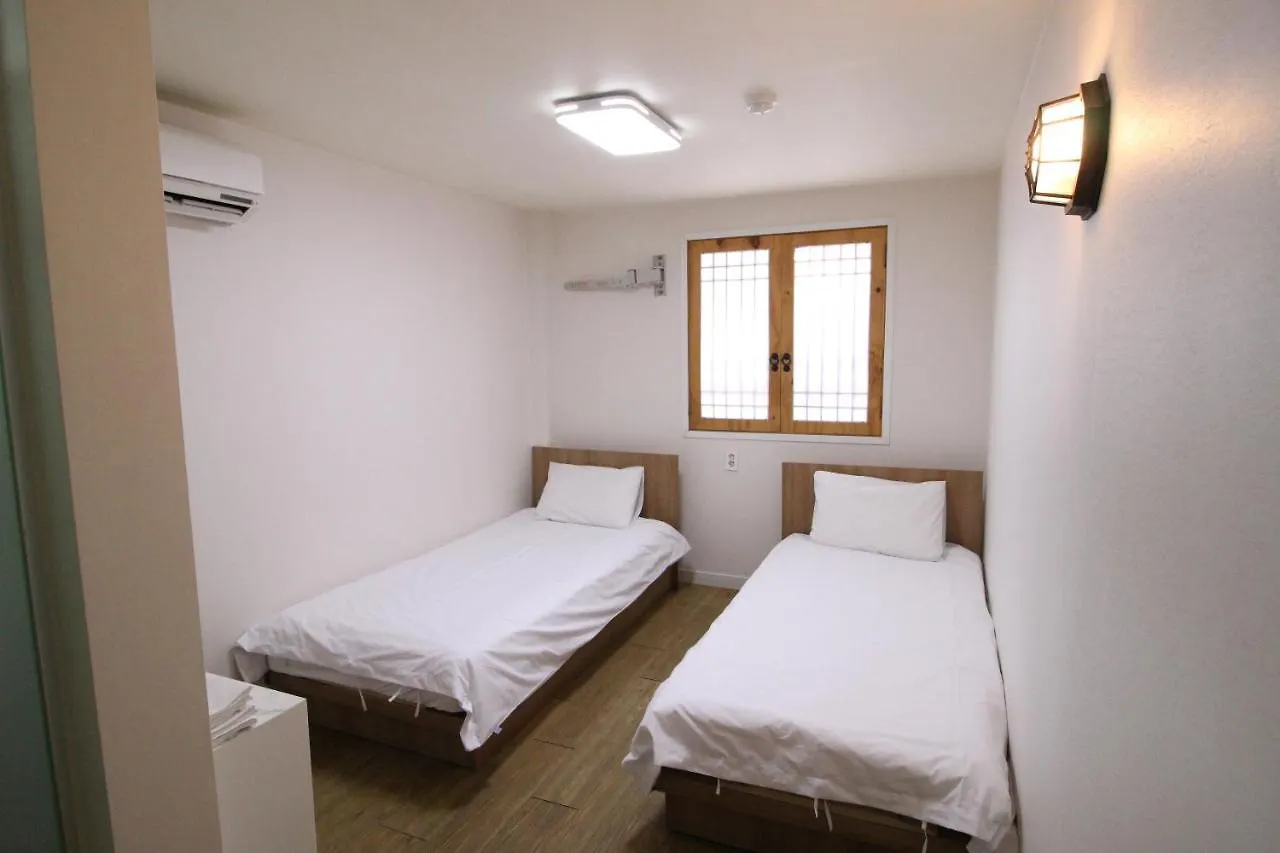 Hotel Golden Park Myeongdong Seúl