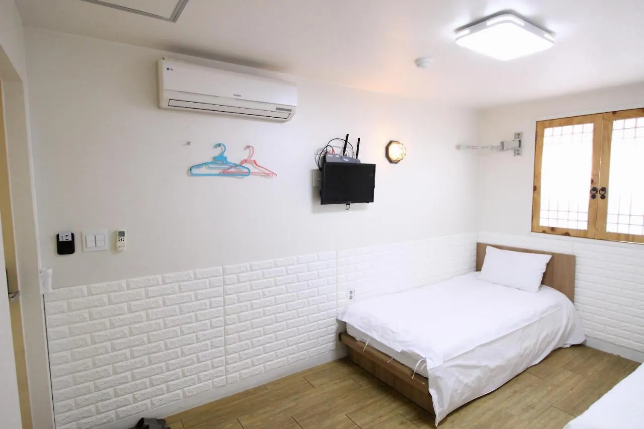 Hotel Golden Park Myeongdong Seúl