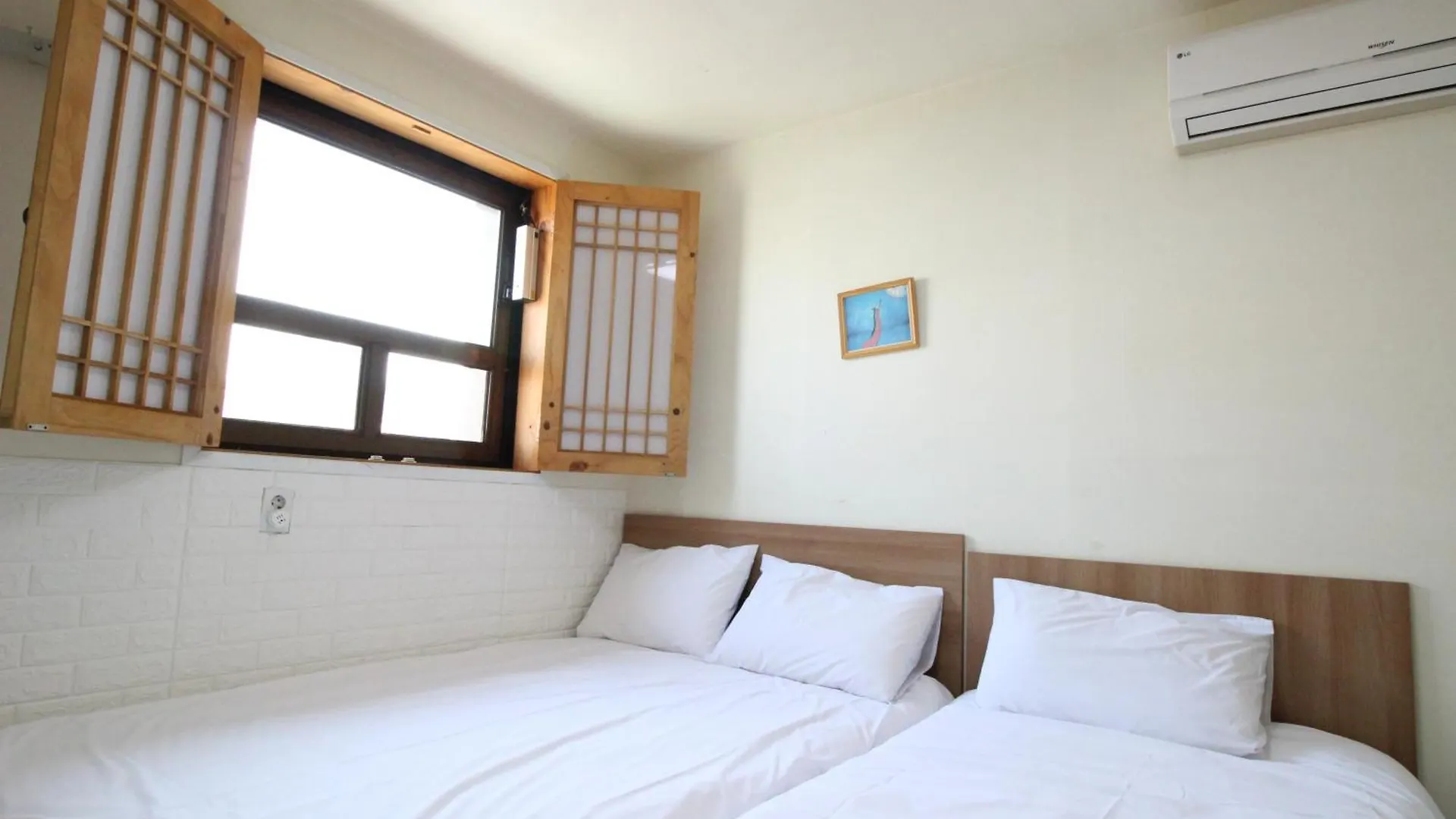 Hotel Golden Park Myeongdong Seúl